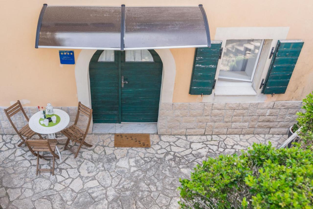 Apartment Gobac Ичичи Экстерьер фото